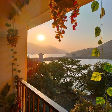 Portofino Apartment Lavasa Luaran gambar