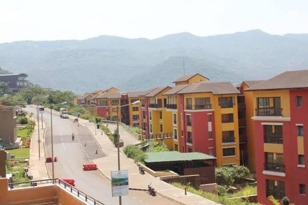 Portofino Apartment Lavasa Luaran gambar