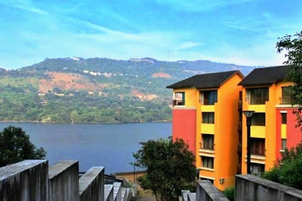Portofino Apartment Lavasa Luaran gambar