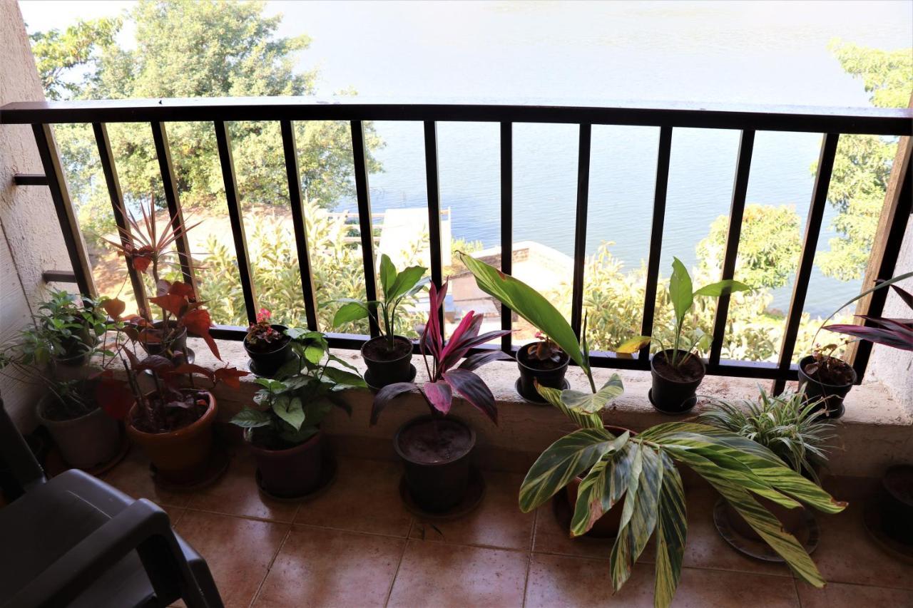 Portofino Apartment Lavasa Luaran gambar