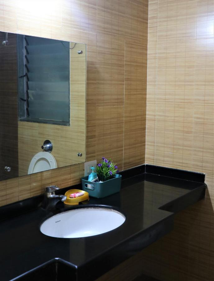Portofino Apartment Lavasa Luaran gambar
