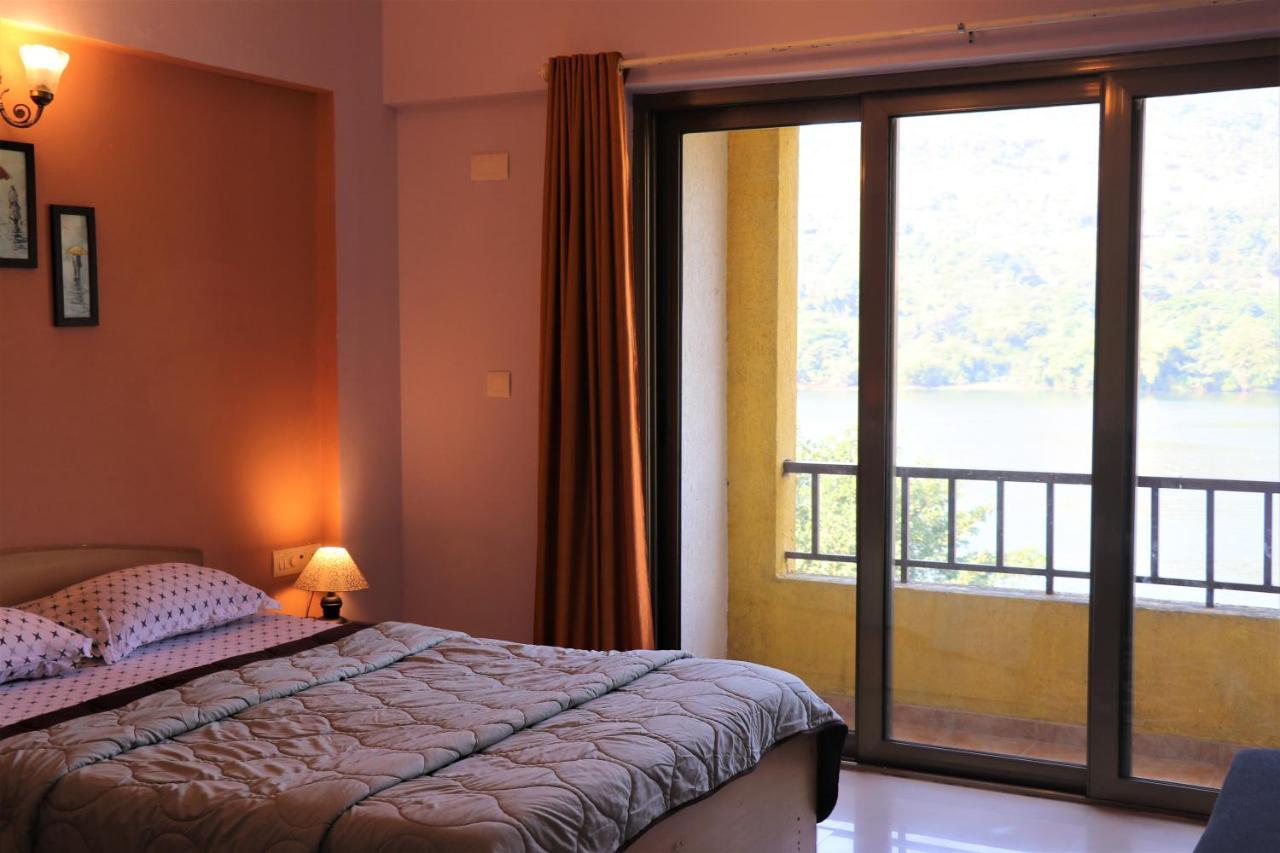 Portofino Apartment Lavasa Luaran gambar